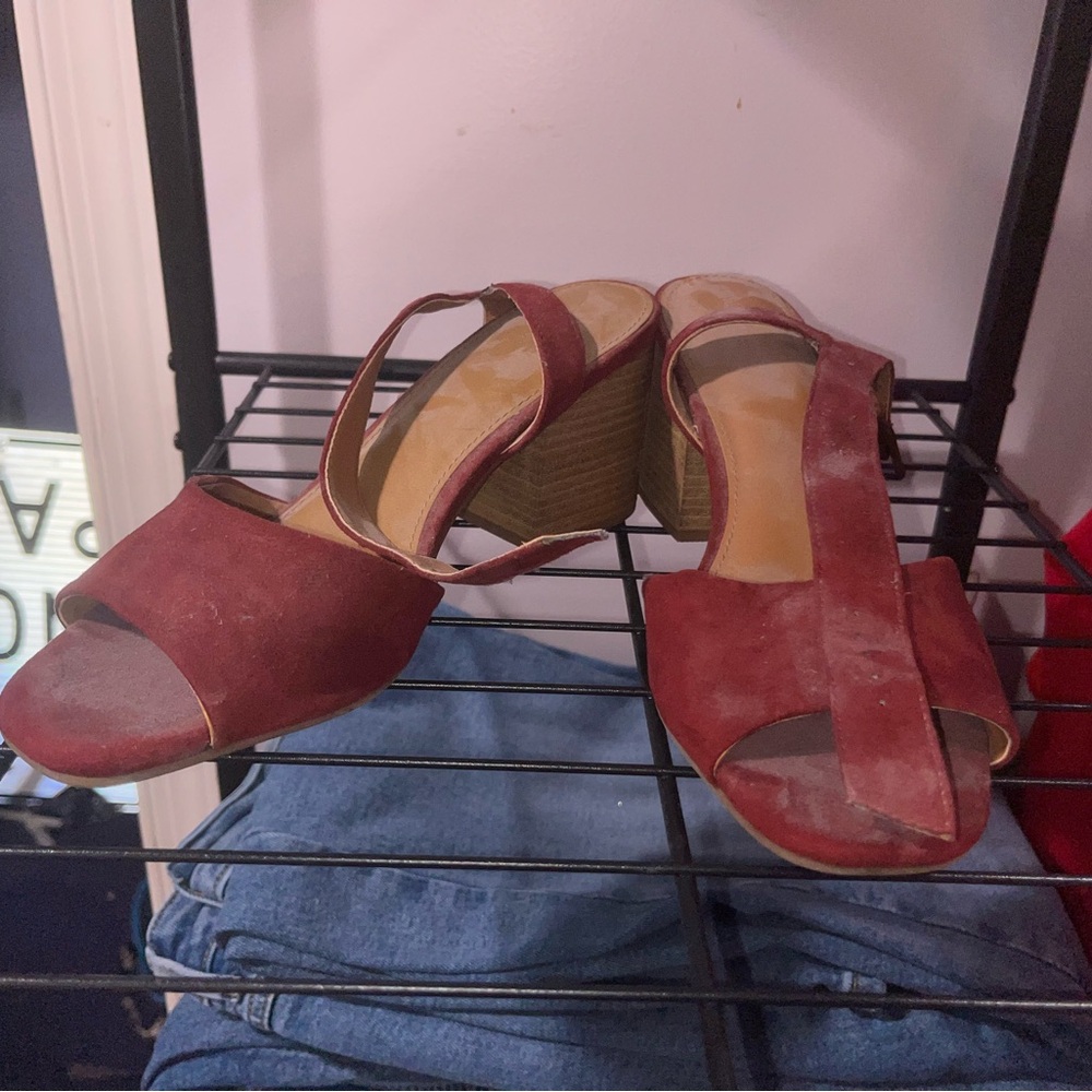 Kohl's Burgundy Women's Sandals